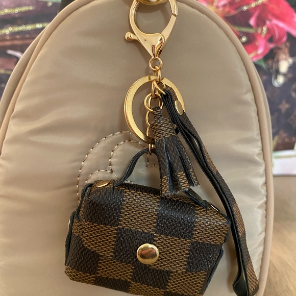 PURSE/HANDBAG ACCESSORIES CHARMS KEYCHAIN WITH CHAIN YOU CHOOSE - Picture 7 of 13